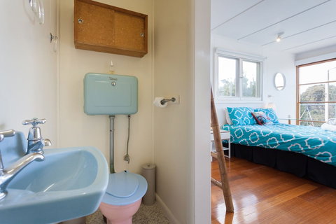 Sunseeker Cottage - Tourism Caloundra 2