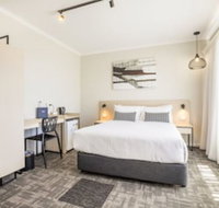 Nightcap at Finsbury Hotel - Tourism Caloundra