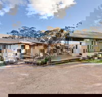 Summer House - Tourism Caloundra