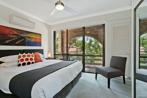 Centennial Terrace Apartments - Tourism Caloundra 4