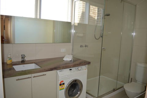Twin Towers 504B - Tourism Caloundra 0