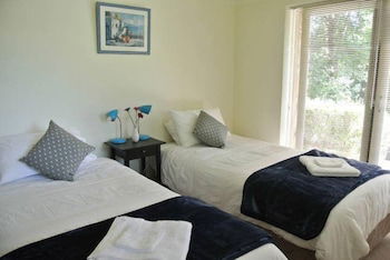 Apple Blossom Retreat - Tourism Caloundra 5