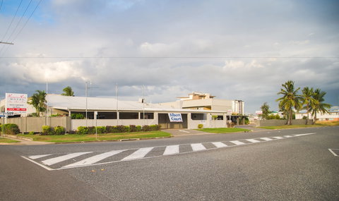 Hampton Villa Motel - Tourism Caloundra 3