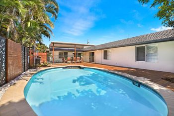 Warana QLD Tourism Caloundra