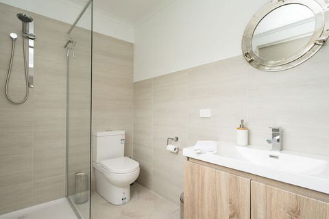 Xanadu Shores - Tourism Caloundra 5