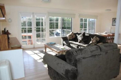 Rossanna - Tourism Caloundra 3