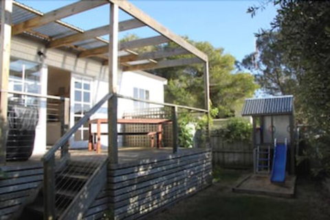 Rossanna - Tourism Caloundra 0