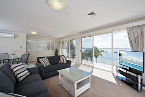 Soldiers Point Road 245 Wanda View - Tourism Caloundra 0