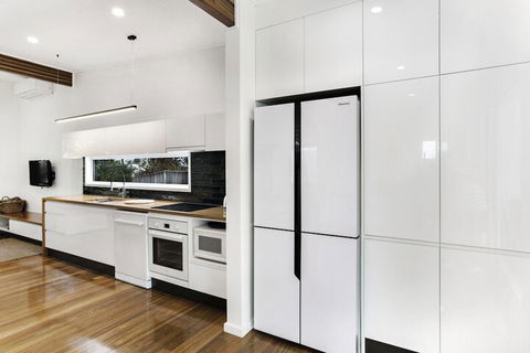 The Beach House 13 Market Street - Tourism Caloundra 6