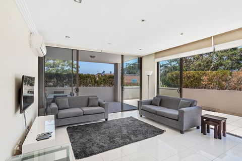 Shoal Bay Road Aura Apartments Unit 05 59 - Tourism Caloundra 7