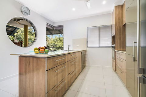 Elsey On Parap - Tourism Caloundra 4