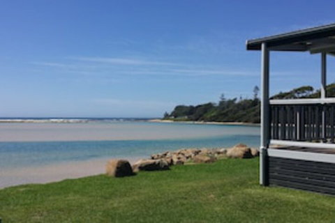 Dolphins Point Tourist Park - Tourism Caloundra 0