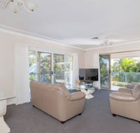 Ronald Avenue 45 Villa Floridiana - Tourism Caloundra