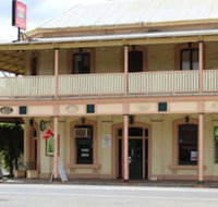Royal Exchange Hotel - Tourism Caloundra