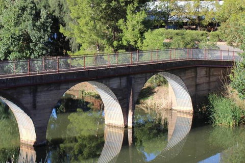 Royal Exchange Hotel - Tourism Caloundra 2