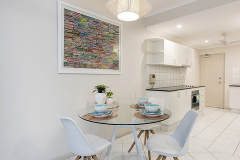 Darwin Executive Studio - Tourism Caloundra 3