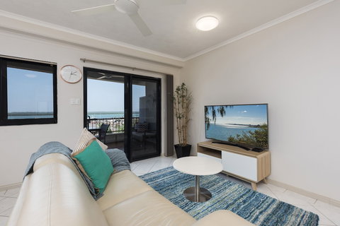 Darwin Executive Studio - Tourism Caloundra 2