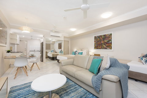 Darwin Executive Studio - Tourism Caloundra 5
