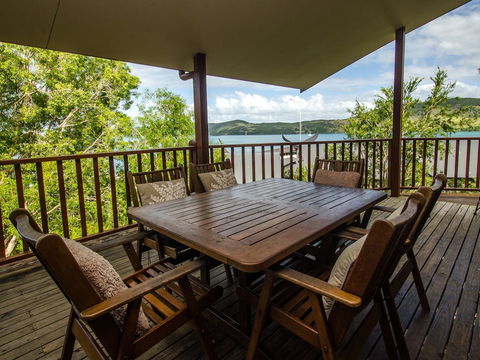 Casuarina 1 On Hamilton Island - Tourism Caloundra 5