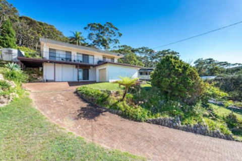 Lentara St 12 - Fingal Bay - Tourism Caloundra 0