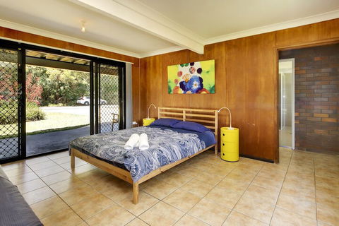 Ammaboolah At Hat Head - Tourism Caloundra 2