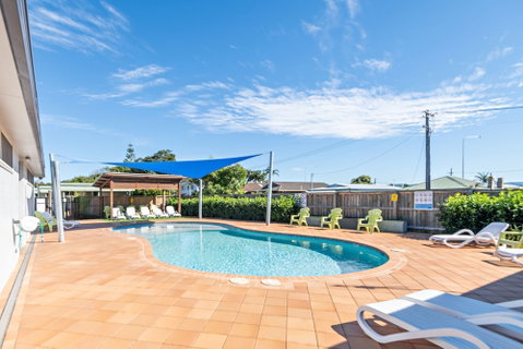 Holiday Haven Burrill Lake - Tourism Caloundra 1