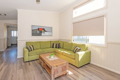 Holiday Haven White Sands - Tourism Caloundra 3