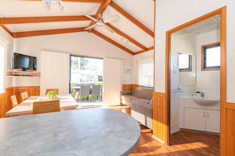 Holiday Haven White Sands - Tourism Caloundra 1