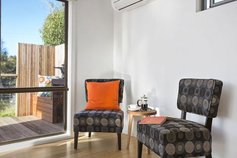 Smith Beach Getaways Beachwood House - Tourism Caloundra 5