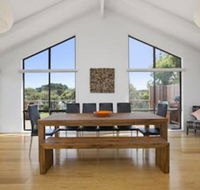 Smith Beach Getaways Beachwood House - Tourism Caloundra