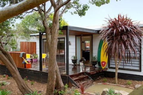 Smith Beach Getaways Beachwood Classic - Tourism Caloundra 0