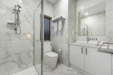 Melbourne Airport Motel - Tourism Caloundra 0