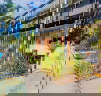 Nightcap at Golden Beach Tavern - Tourism Caloundra