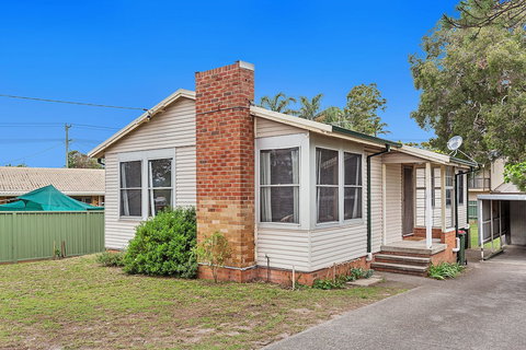 Cromarty Crescent 12 - Tourism Caloundra 1