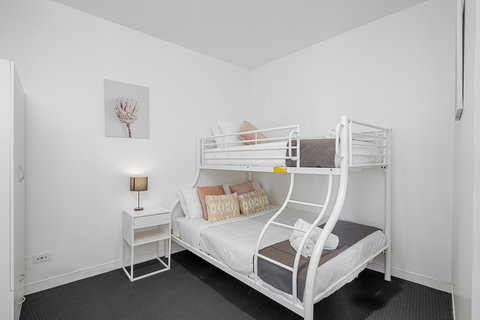 Oracle Resort, Broadbeach - Q Stay - Tourism Caloundra 6