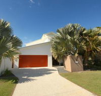 3 Bauhinia Crescent Marcoola PET FRIENDLY LINEN SUPPLIED 500 BOND - Tourism Caloundra