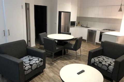 Nouveau On Young - Tourism Caloundra 0