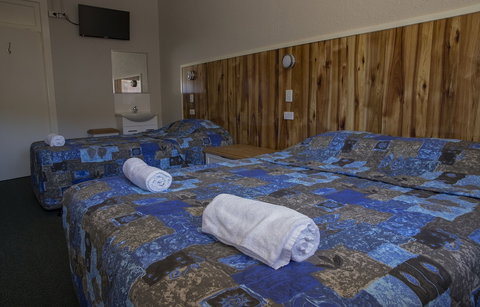 Criterion Hotel - Tourism Caloundra 2