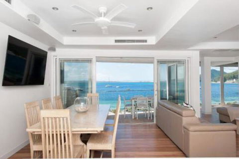 Shoal Bay Views At Shoal Bay - Tourism Caloundra 4