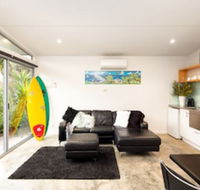 Smith Beach Getaways Beachwood Garden Studio - Tourism Caloundra