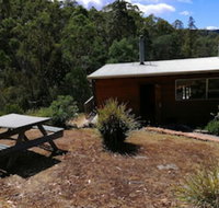 Minnow cabins - Tourism Caloundra