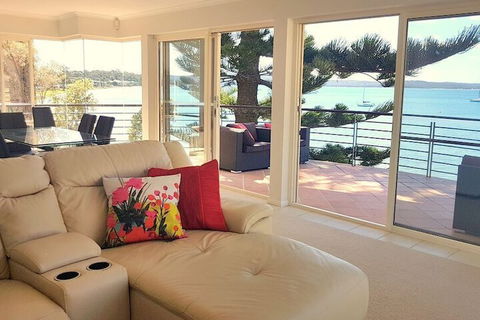 VUES At Salamander Bay - Tourism Caloundra 3