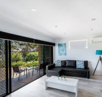Randall Retreat 22A Randall Drive - Tourism Caloundra
