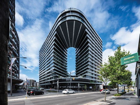 SKYE Suites Green Square - Tourism Caloundra 0