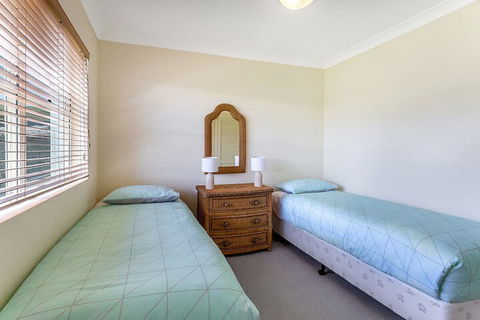 Birubi Lane 4 Anna Bay - Tourism Caloundra 6