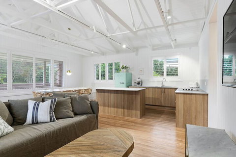 A PERFECT STAY Sunset Beach Summer Breeze - Tourism Caloundra 7