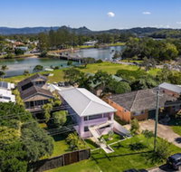 A PERFECT STAY Sunset Beach Riverside - Tourism Caloundra