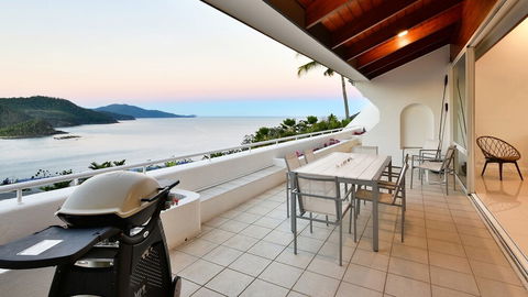 Bella Vista E9 Ocean View Spacious 2 Bed - Tourism Caloundra 0