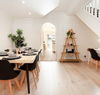 The Renwick - Tourism Caloundra