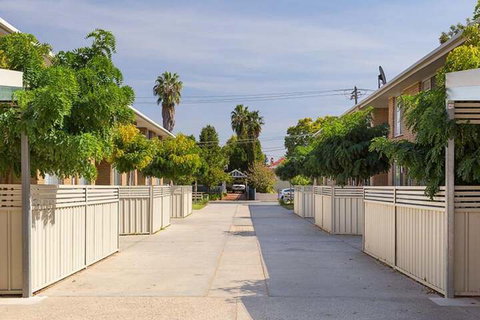 Rustic Charm Central & Sophisticated - Tourism Caloundra 6